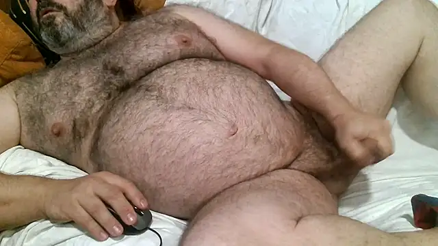 mikeyhotbear's Live XXX Chat