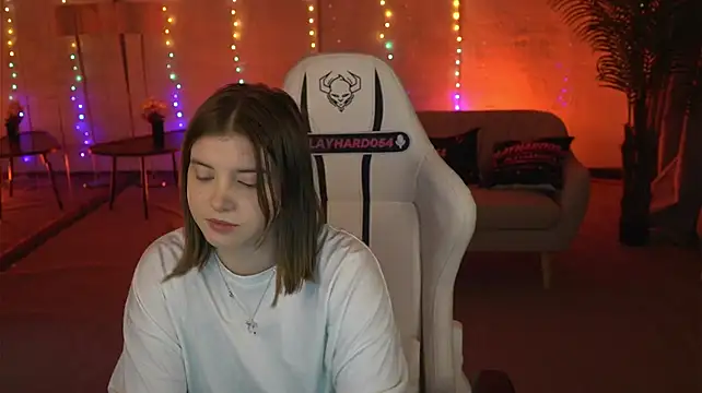Онлайн чат XXX Tessa_054