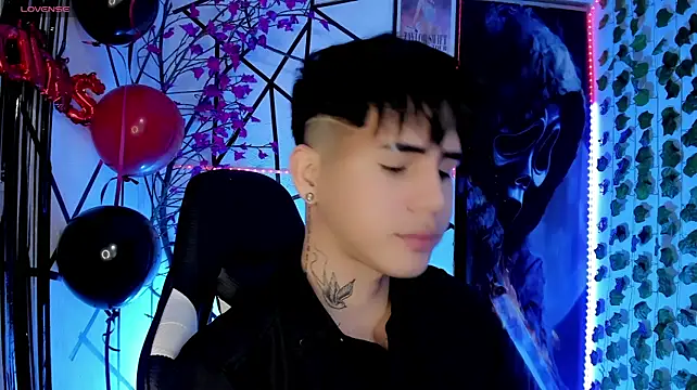 Tayson_Rivers Adlı Modelin Web Kamerası Şovu