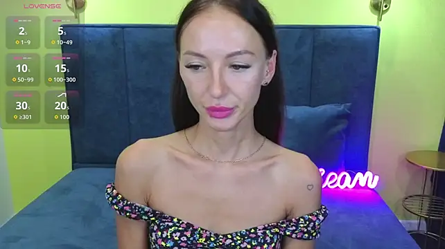LinaMoonn_: онлайн-секс-чат