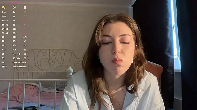 Chat XXX en directo de DaiseyVirgil