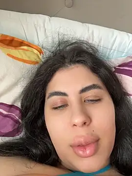 DaianaKimberly Adlı Modelin Canlı XXX Sohbeti