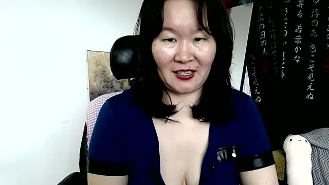 Akira_xx Adlı Modelin Canlı XXX Sohbeti