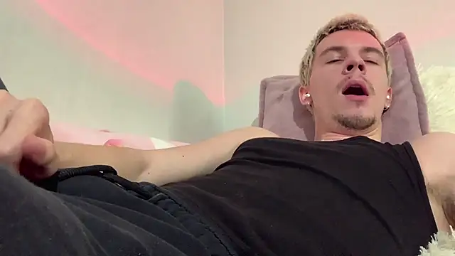 Jeremy1Scott Chat XXX live