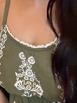 ITZ_CHANDNI – Live XXX-chat