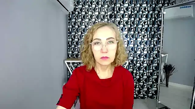 Chatroom XXX en direct de queen_a_n_i