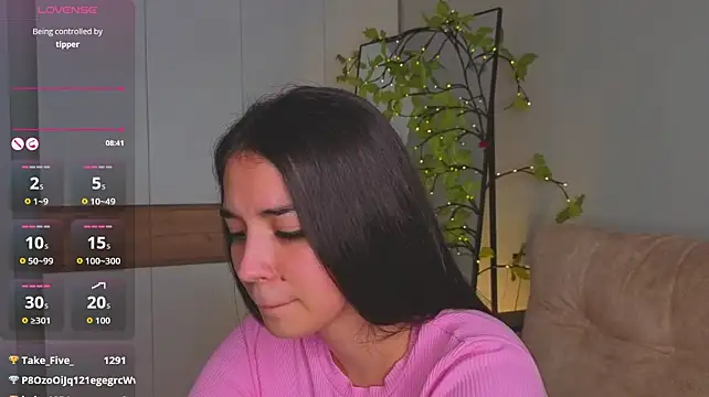 Chat +18 de MollyGilberg ao vivo