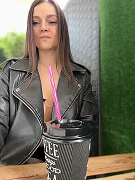 CrazyTori's Live XXX Chat