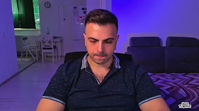 دردشة Jace_Thorne الجنسية المباشرة