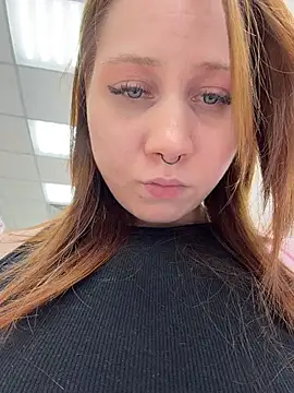 SlavicCandy live XXX chat