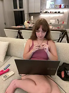 צ'אט XXX בשידור חי של Sarahhh_xxx