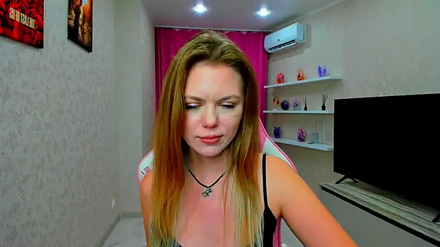 Strawberrye 라이브 XXX 채팅