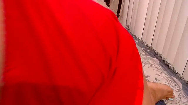 chanel_love élő XXX-chatje