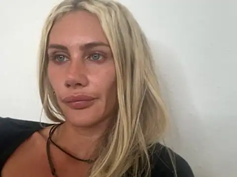 Elsa_24 XXX чат на живо