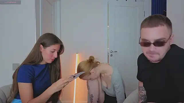 הופעת וובקאם של fcjuicy_pussy