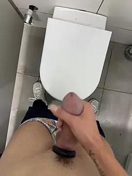 Turkishleo's Live XXX Chat