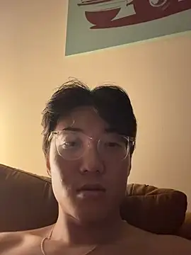 YourBadboy718 现场XXX聊天