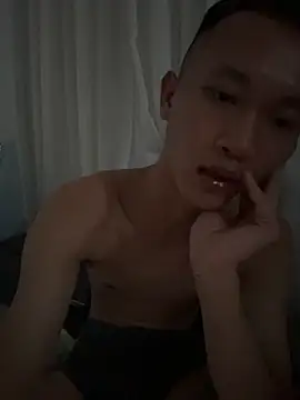 lun_kai Chat XXX in diretta