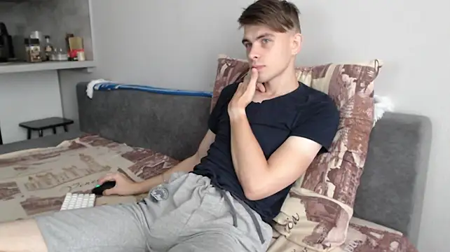 Student_Oliver – Naživo XXX chat