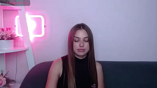 MilanaAngelAs' Live XXX Chat