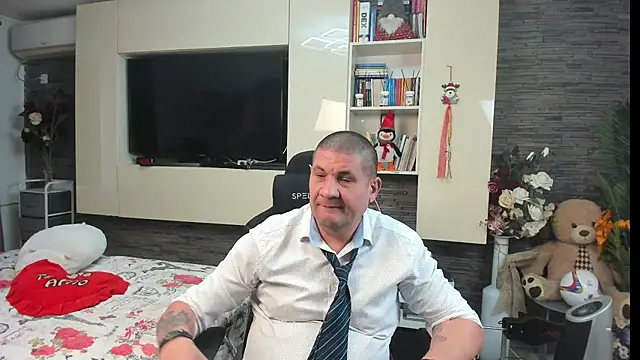 Živý XXX chat SpartacusDaddy48