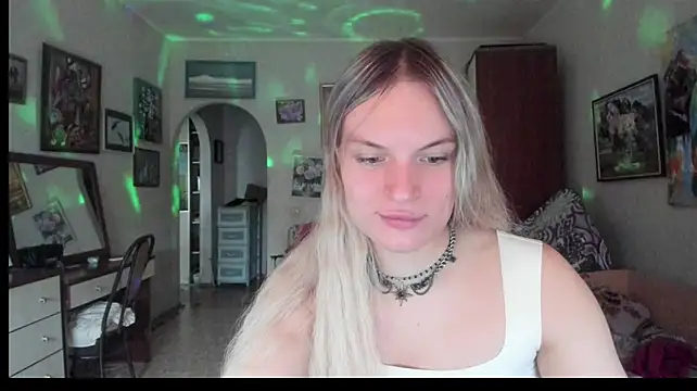 Czat XXX na żywo – milliKira006