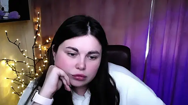 Chat XXX en directo de Emily_Mo
