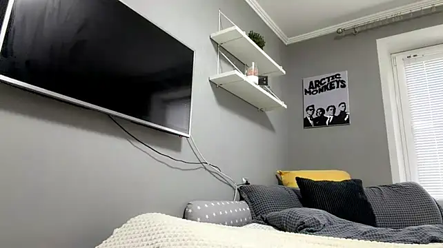 XXX chat uživo modela AmiKite