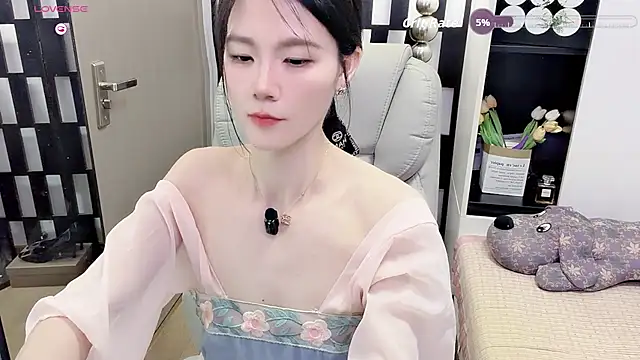 Yueyue-MM élő XXX-chatje