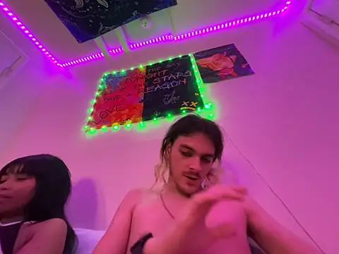venusfairys Adlı Modelin Canlı XXX Sohbeti