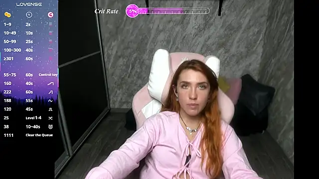 Reginasmilee Adlı Modelin Canlı XXX Sohbeti