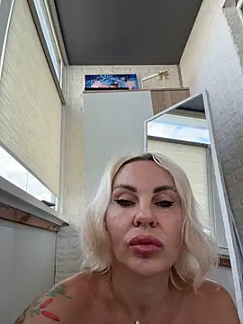 Hotnessi élő XXX-chatje