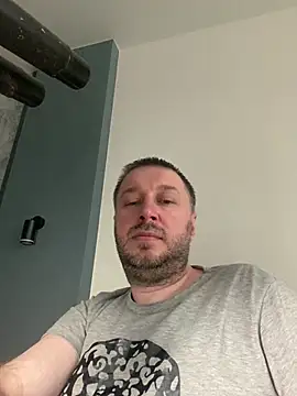 XXX chat uživo modela DorianJeday