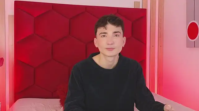 LumierNovan Live XXX chat