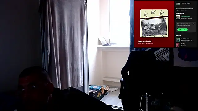 XXX chat uživo modela underd0g