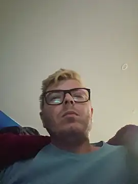 blondeboy92: απευθείας συνομιλία ΧΧΧ