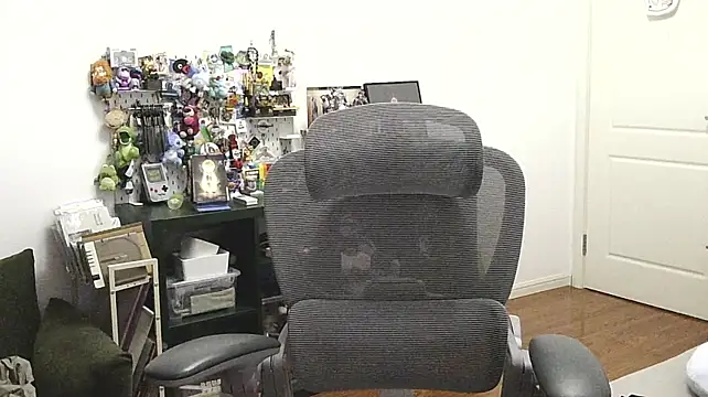Adzard65 在線直播表演