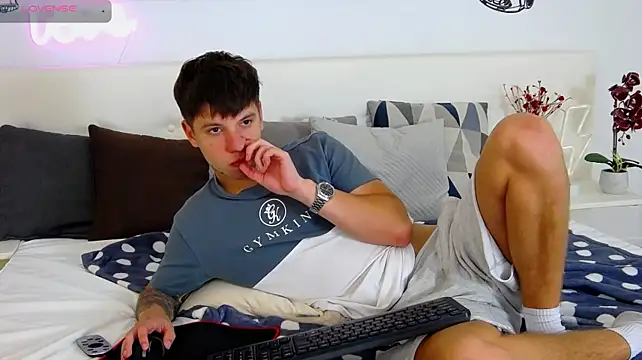 ThomasEdisonn Obrolan Langsung XXX