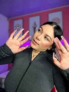 Megaan__More's Live XXX Chat