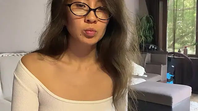 Chatroom XXX en direct de Kivoora