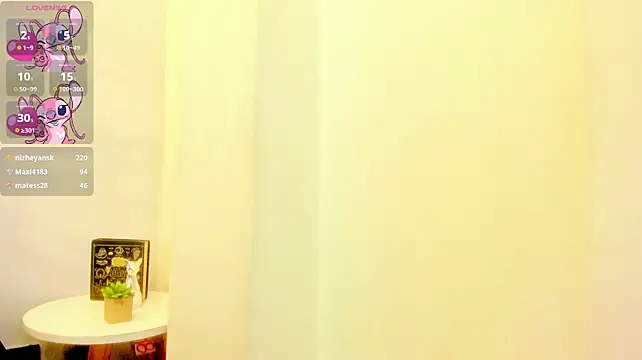Roxy_Medina 라이브 XXX 채팅