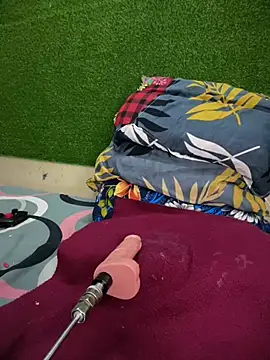 Chat +18 de HOTTY-TINA ao vivo