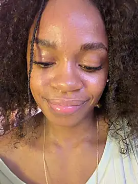 Chat XXX ao vivo de CharlottX