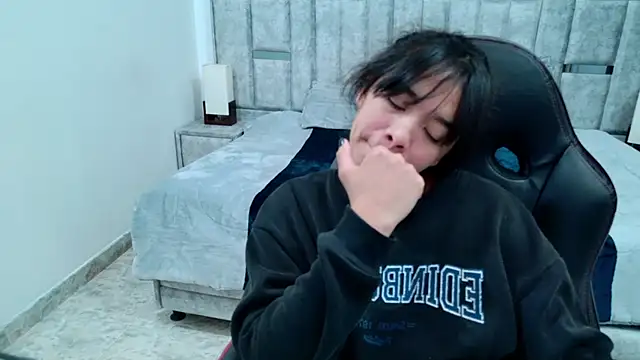 laureentt_ Chat XXX live