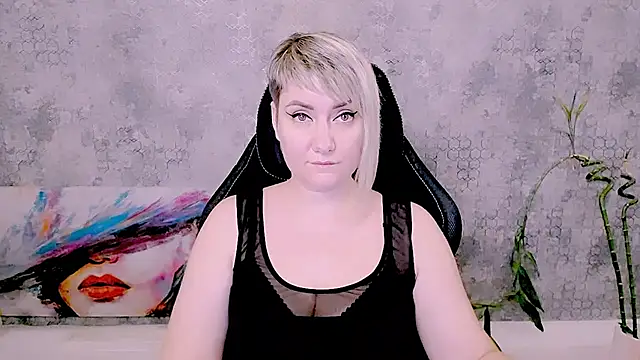 Djullia Live XXX Chat