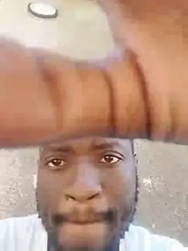 Heavy_M Show in webcam