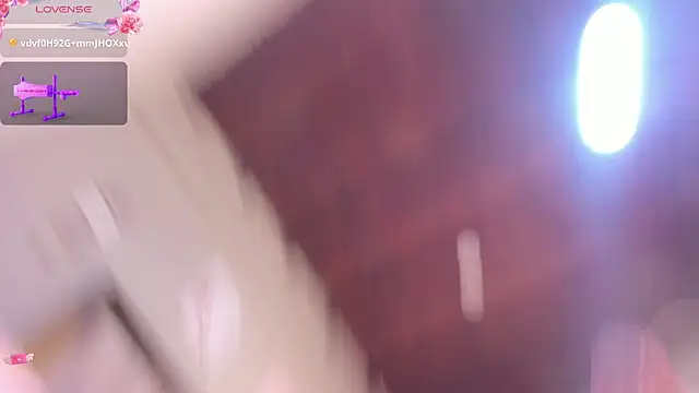 vahiolet_fuentes' Live XXX Chat