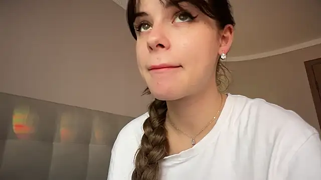 Al1ssa's Live XXX Chat