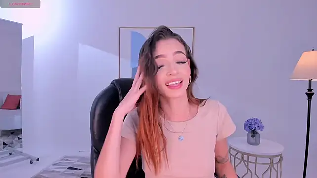 Chat +18 de KeylaPalmer ao vivo