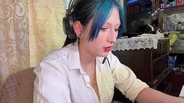 Missmeew live XXX chat